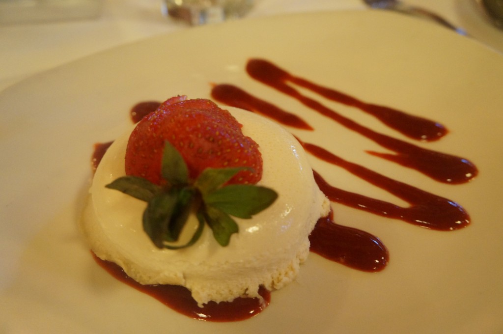 rosemary panna cotta - with strawberry coulis, you could taste a slight hint of rosemary, but it was much too dense for a panna cotta, perhaps a touch overcooked.